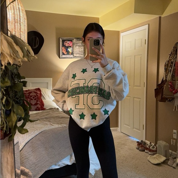 Birch and Stone sweatshirt, color grey, size medium. - Picture 4 of 4